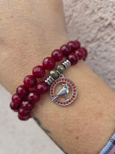 Load image into Gallery viewer, Garnet Cardinal on Maroon Jade Charm Bracelet - TJazelle