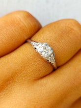 Load image into Gallery viewer, Vintage Diamond Estate Ring - 14K Gold