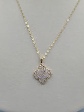 Load image into Gallery viewer, Diamond Clover Necklace - 14K Gold