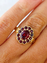 Load image into Gallery viewer, Vintage Oval Garnet Ring - 14K Yellow Gold - Estate
