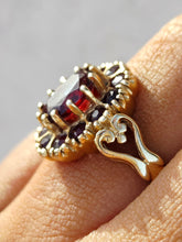 Load image into Gallery viewer, Vintage Oval Garnet Ring - 14K Yellow Gold - Estate