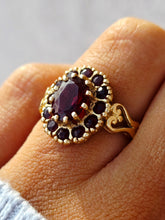 Load image into Gallery viewer, Vintage Oval Garnet Ring - 14K Yellow Gold - Estate