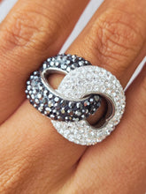 Load image into Gallery viewer, Swarovski infinity ring