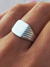Load image into Gallery viewer, Signet Ring - Sterling Silver