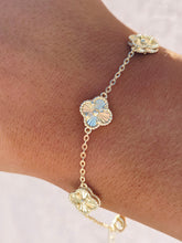 Load image into Gallery viewer, Mini Golden Clover Bracelet - Gold Plated