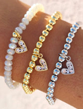 Load image into Gallery viewer, Must Have Heart Beaded Bracelet