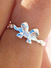 Load image into Gallery viewer, Bow Ring - Sterling Silver