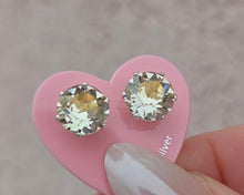 Load image into Gallery viewer, Buttercup Mini Bling - JoJoLovesYou