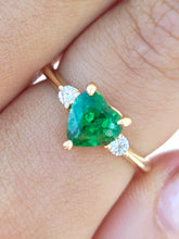 Load image into Gallery viewer, Green Emerald &amp; Diamond Heart Ring - 14K Yellow Gold