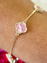 Load image into Gallery viewer, Mini Pink Mother of Pearl Clover Station Bracelet