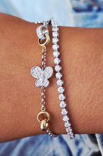 Load image into Gallery viewer, Butterly &amp; Interlocking Circle Diamond Bracelet - 14K Two Tone Gold