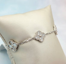 Load image into Gallery viewer, Diamond Cut &amp; CZ Clover Bracelet - Sterling Silver (7"-8")