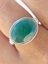 Load image into Gallery viewer, Emerald Oval Ring with Infinity Accents