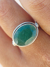 Load image into Gallery viewer, Emerald Oval Ring with Infinity Accents