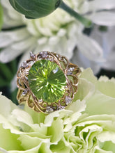 Load image into Gallery viewer, Vintage Peridot Ring - Estate