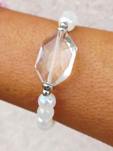 Load image into Gallery viewer, White Selenite w/Crystal Center Exclusive - TJazelle &amp; Marie's