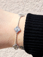 Load image into Gallery viewer, Diamond Cut Clover Bracelet - Sterling Silver