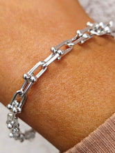 Load image into Gallery viewer, 7.25" U Link Bracelet - Sterling Silver