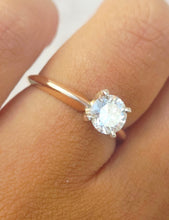 Load image into Gallery viewer, 14K Rose Gold Solitaire Round Engagement Ring