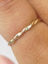 Load image into Gallery viewer, Thin Twist Ring - 14K Yellow Gold
