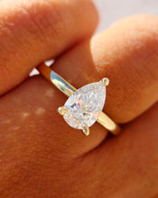 Load image into Gallery viewer, 0.72 Carat Pear Shaped Diamond Engagement Ring - 14K Yellow Gold