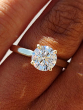 Load image into Gallery viewer, 1.25 Carat Round GIA Diamond Engagement Ring - 14K Yellow Gold