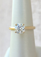 Load image into Gallery viewer, 1.25 Carat Round GIA Diamond Engagement Ring - 14K Yellow Gold