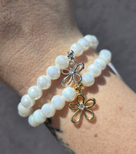 Load image into Gallery viewer, Dangle Flower on Snow White Disco Beaded Bracelet - Elena Michele