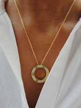 Load image into Gallery viewer, Moissanite Diamond Circle Necklace &amp; Cable Chain
