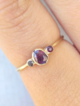 Load image into Gallery viewer, Dainty Garnet Ring - 14K Yellow Gold - Estate