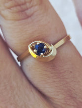 Load image into Gallery viewer, Sapphire Ring - 14K Yellow Gold - Estate Piece