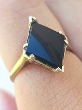 Load image into Gallery viewer, Onyx Ring - 10K Yellow Gold - Estate