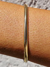 Load image into Gallery viewer, 14K Yellow Gold Small Stretch Mesh Bracelet  - 14k Gold