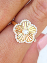 Load image into Gallery viewer, Diamond Fluted Clover Ring - 14K Yellow Gold