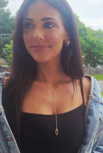 Load image into Gallery viewer, Arrow Y Necklace