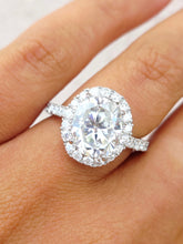 Load image into Gallery viewer, Moissanite Diamond Oval Engagement Ring