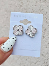 Load image into Gallery viewer, Diamond Cut Clover Stud Earrings  - Sterling Silver