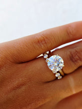 Load image into Gallery viewer, 3.02 Round Brilliant Lab Diamond Engagement Ring - 14K Gold