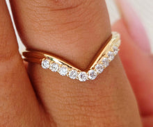 Load image into Gallery viewer, V Shaped Diamond Ring .22 Carats - 14K Yellow Gold