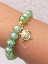 Load image into Gallery viewer, Turtle on Green Glass Beaded Bracelet - Elena Michele