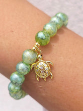 Load image into Gallery viewer, Turtle on Green Glass Beaded Bracelet - Elena Michele
