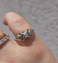 Load image into Gallery viewer, Diamond Band Estate Ring - 14K Yellow Gold - Estate