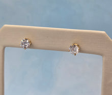 Load image into Gallery viewer, 1 Carat Diamond Lab Earrings -14k Yellow Gold