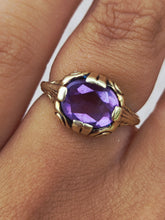 Load image into Gallery viewer, Amethyst Vintage Style Ring - Estate Piece