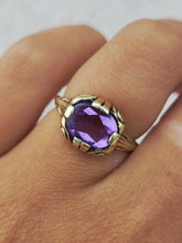 Load image into Gallery viewer, Amethyst Vintage Style Ring - Estate Piece