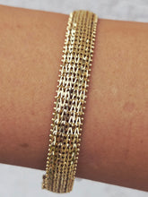 Load image into Gallery viewer, Gold Mesh Estate Bracelet - 14K