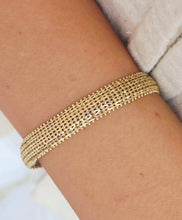 Load image into Gallery viewer, Gold Mesh Estate Bracelet - 14K