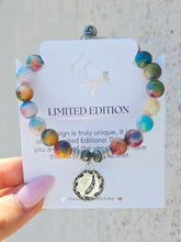 Load image into Gallery viewer, Boho "Free Spirit" Feather Tie-dye Charm Bracelet - TJazelle