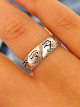 Load image into Gallery viewer, Eye of Horus Thick Silver Band - Sterling Silver