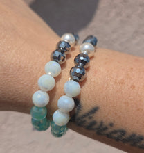 Load image into Gallery viewer, Pearl with Silver &amp; Sea Glass Disco Beaded Bracelet - Elena Michele
